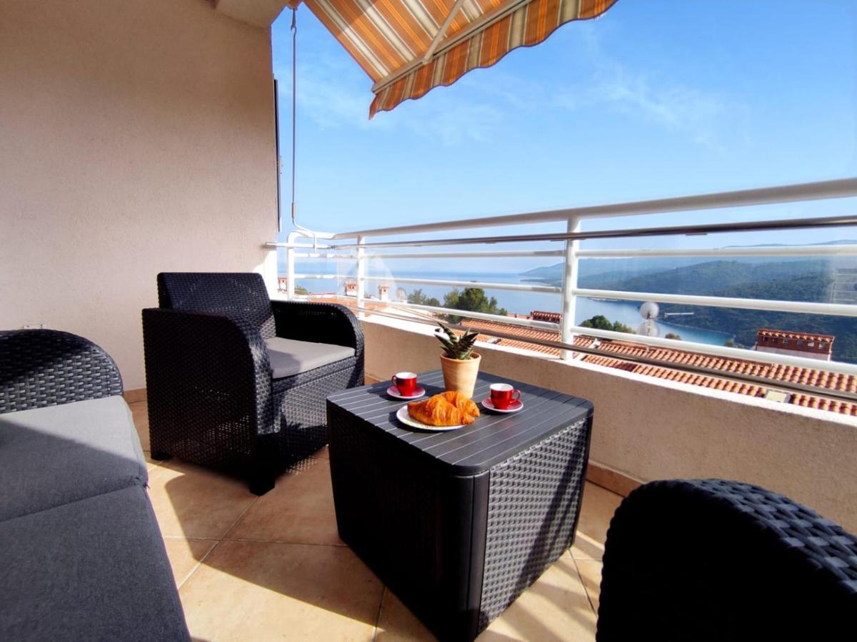 Apartment Teleferica Rabac Bagian luar foto