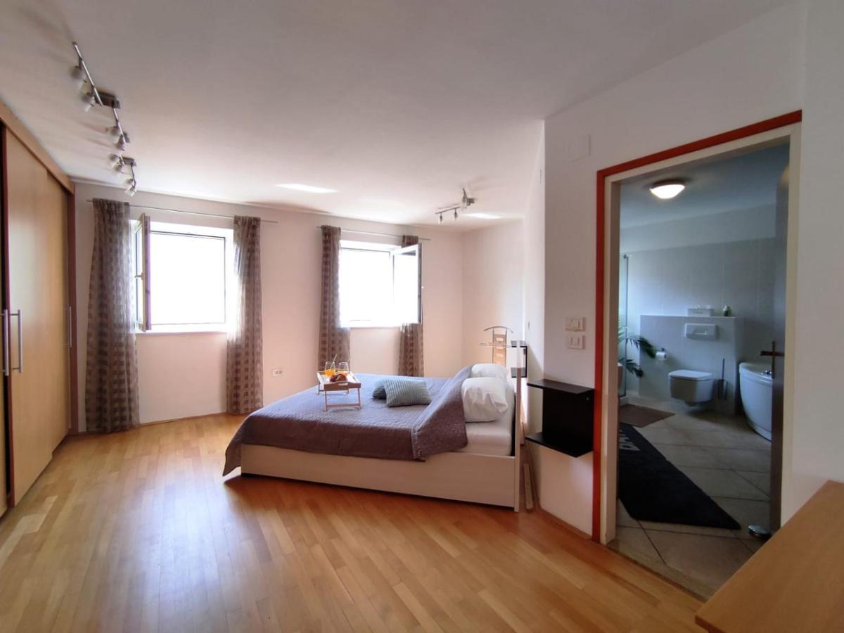 Apartment Teleferica Rabac Bagian luar foto